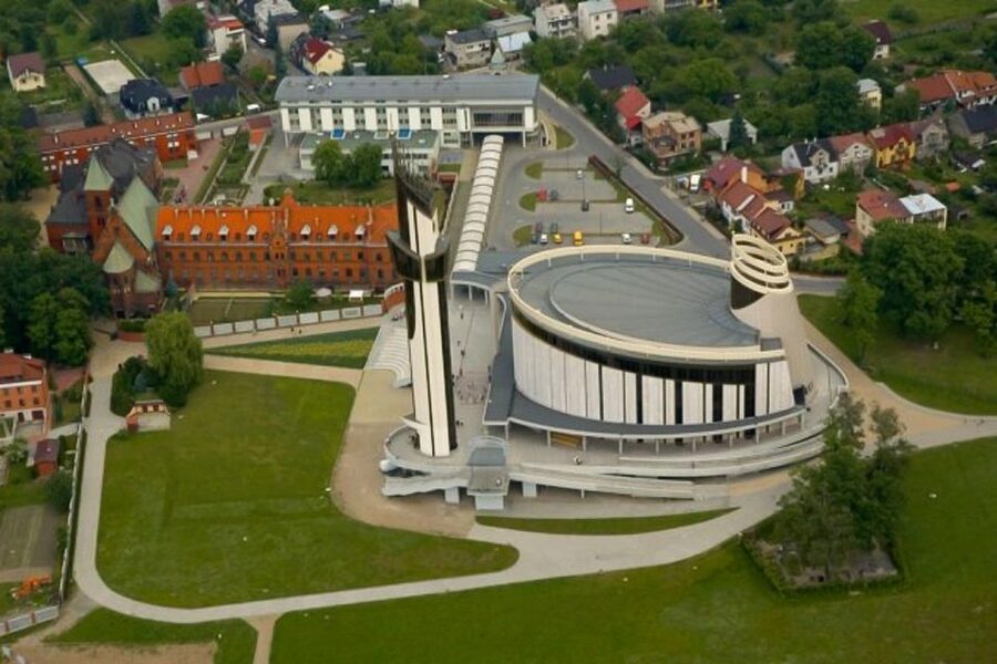 Wadowice, Kalwaria and Lagiewniki: John Paul II Tour - Dress rules are strict, not decorative advice