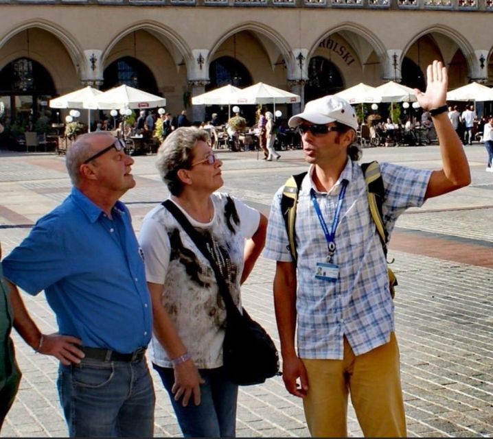 Walking Tour of Krakow: Old town - 2-Hours of Magic - Local treats and photo stops along the route