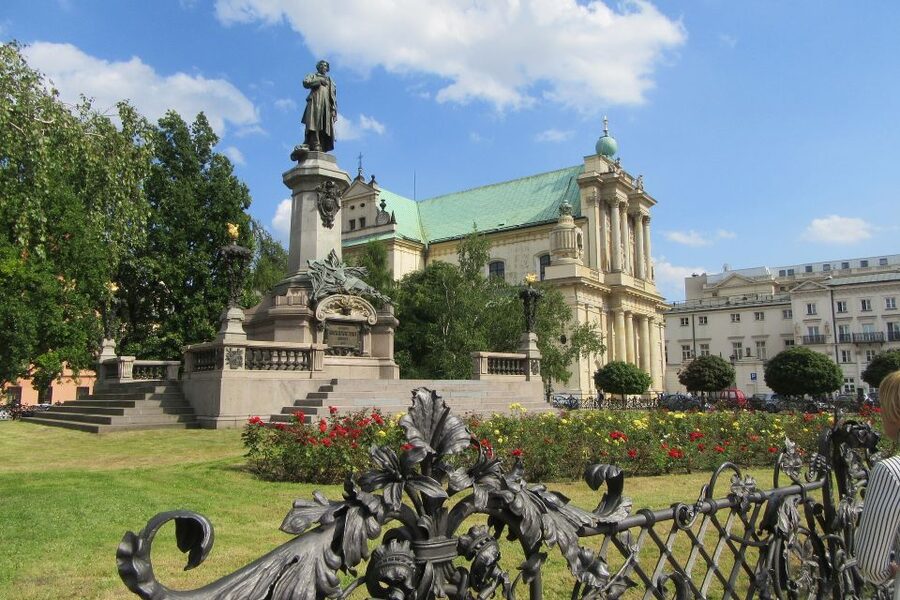 Warsaw: 2-Hour Guided Old Town Walking Tour - Starting beneath Sigismund’s Column
