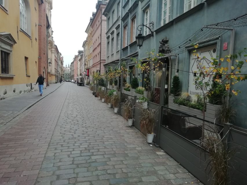 Warsaw: 2-Hour Old Town Walking Tour - Market Square and the romantic Old Town streets