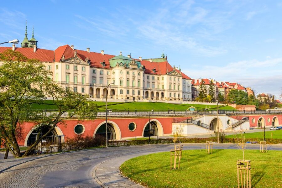 Warsaw: 3-Hour Guided City Highlights Tour by Segway - Parks, royal residences, and the city’s changing story