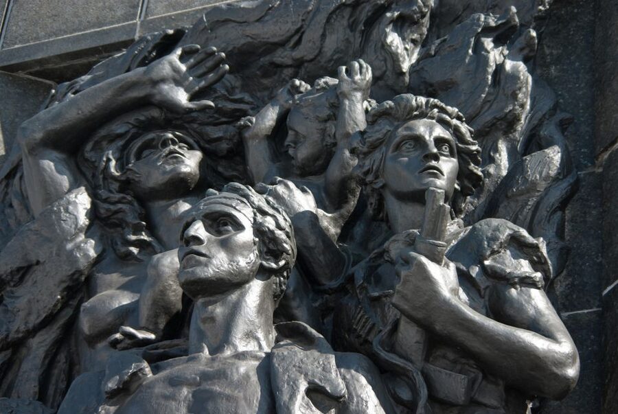 Warsaw: 3-Hour Panoramic City Bus Tour with Pickup - The guide makes the difference