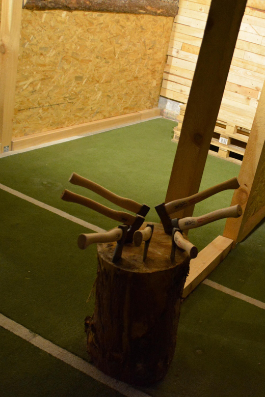Warsaw: Axe Throwing Experience - Should you book Warsaw axe throwing?