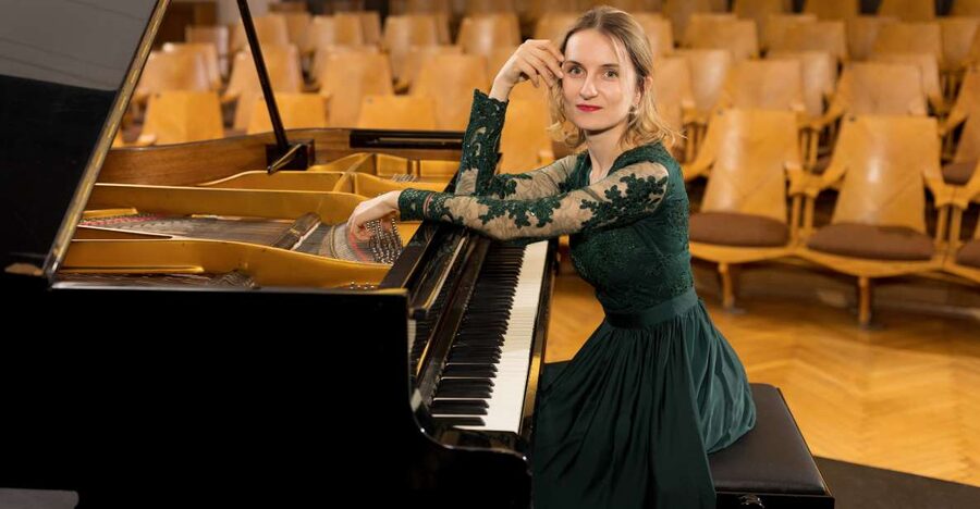Warsaw: Chopin Concert at Historical Venue in Old Town - Who should book this experience