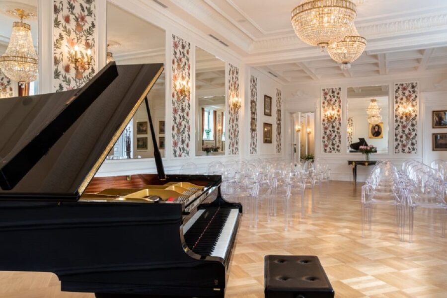 Warsaw: Chopin Concert Ticket With Glass of Champagne - Why the one-hour length works well in Warsaw