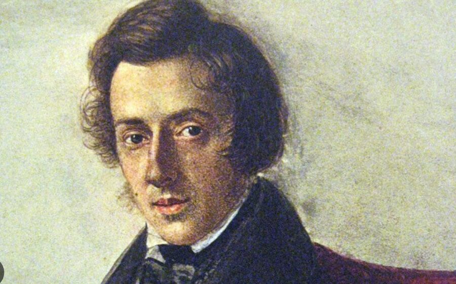 Warsaw: Chopin Concert Ticket With Glass of Champagne - The hall gives the music its proper setting
