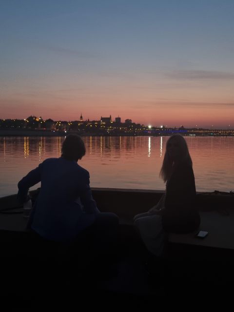 Warsaw: Evening Vistula Cruise with Welcome Drink - The greener right bank of the Vistula