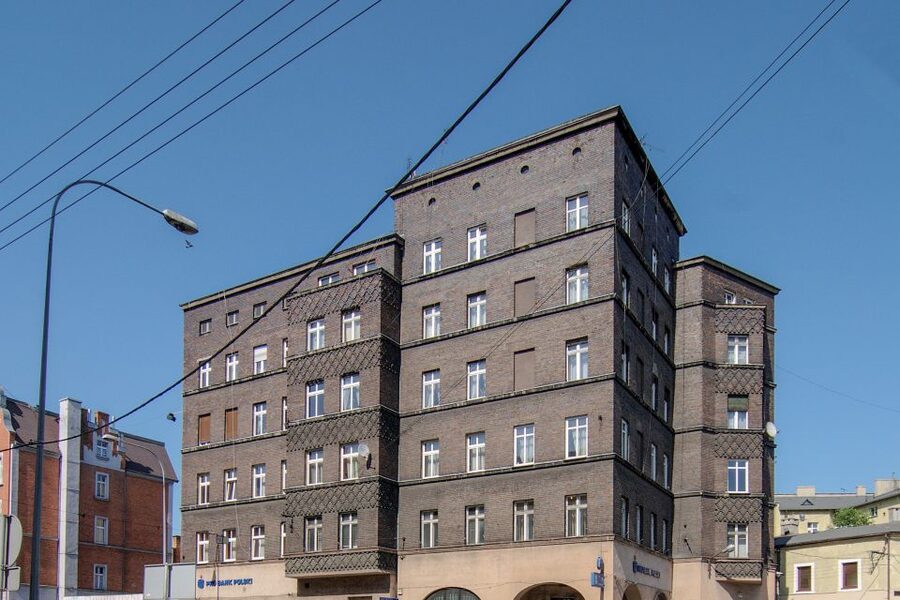 Warsaw: Ghetto, Jewish Cemetery & POLIN Museum Private Tour - How the private format affects the experience