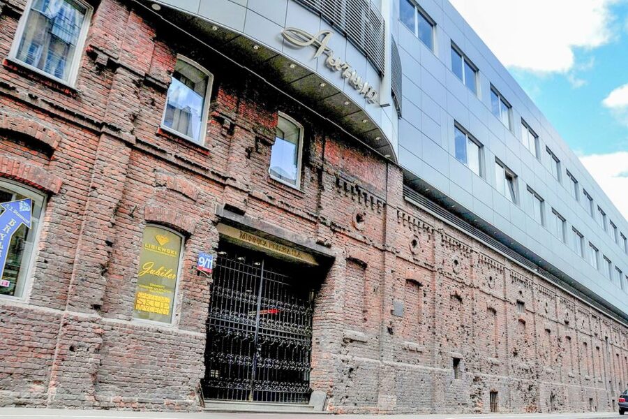 Warsaw: Ghetto, Jewish Cemetery & POLIN Museum Private Tour - Is $112 per person a fair price?