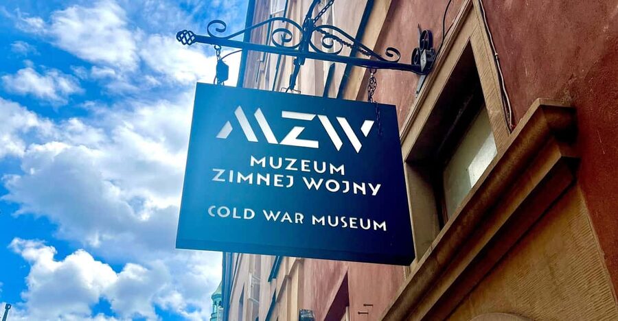 Warsaw: Guided tour of the Cold War Museum - Why the building’s past matters
