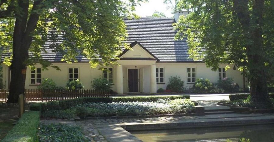 Warsaw: Half-Day Private Chopin Tour to Zelazowa Wola - The Royal Route and the places Chopin knew
