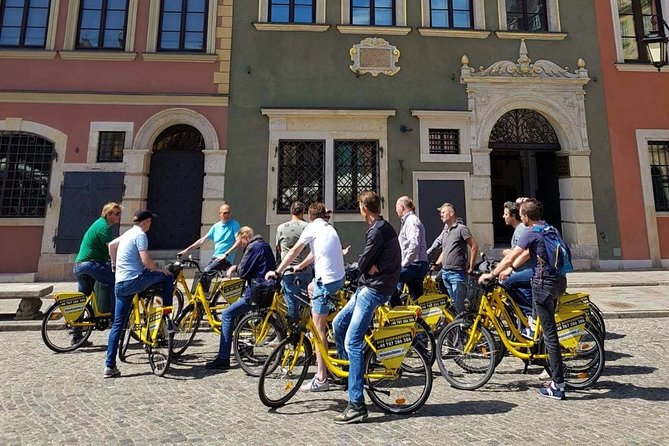 Warsaw Highlights by Bike with Breathtaking Sceneries - Saxon Gardens and the state quarter