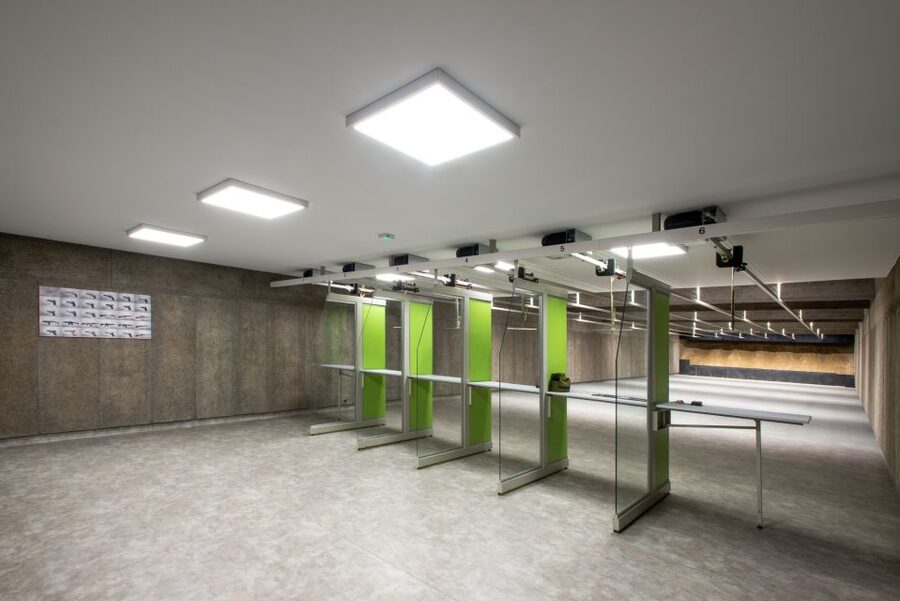 Warsaw: Indoor Shooting Range Experience - Should you book the Warsaw indoor shooting range?