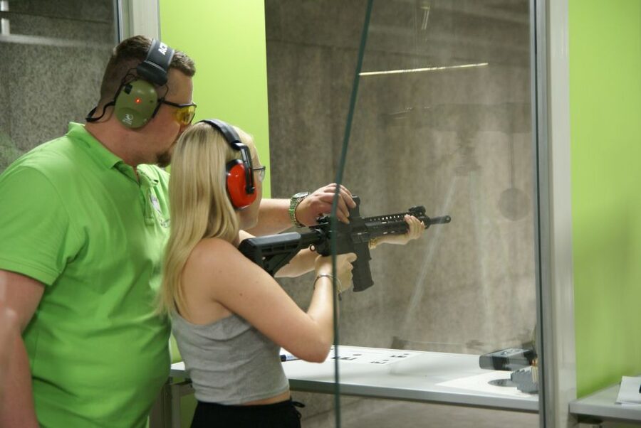 Warsaw: Indoor Shooting Range Experience - Safety instruction for first-time shooters
