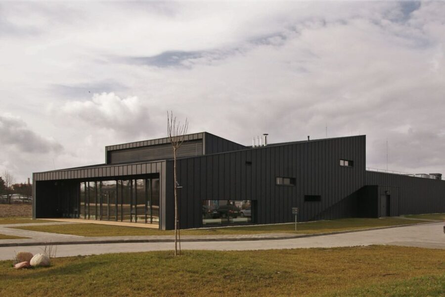 Warsaw: Indoor Shooting Range Experience - Who should book this experience?