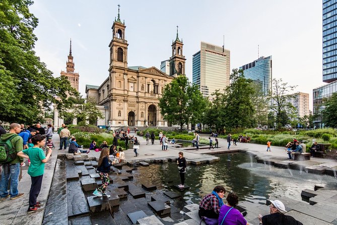 Warsaw Layover City Tour by car with airport pick-up - Why a car tour makes sense during a Warsaw layover