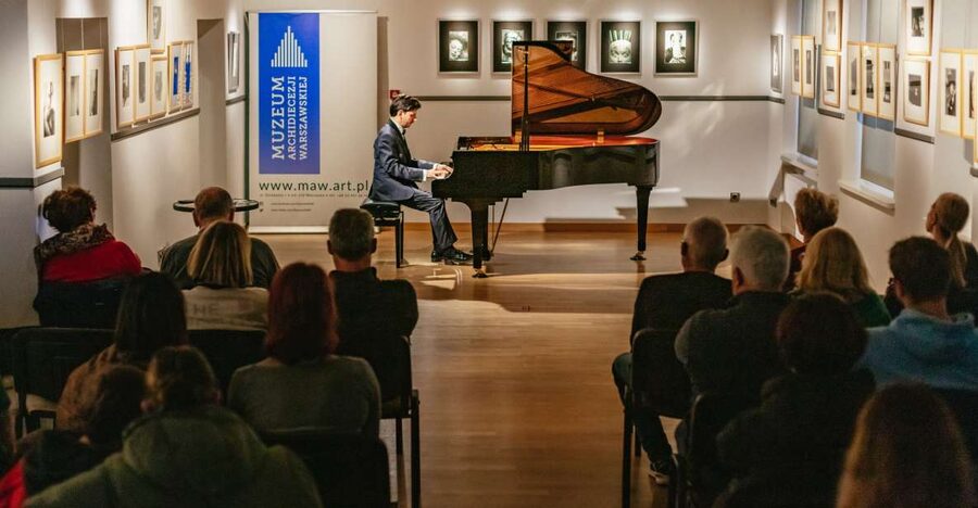 Warsaw: Live Chopin Piano Concert - Why Chopin sounds right in Warsaw