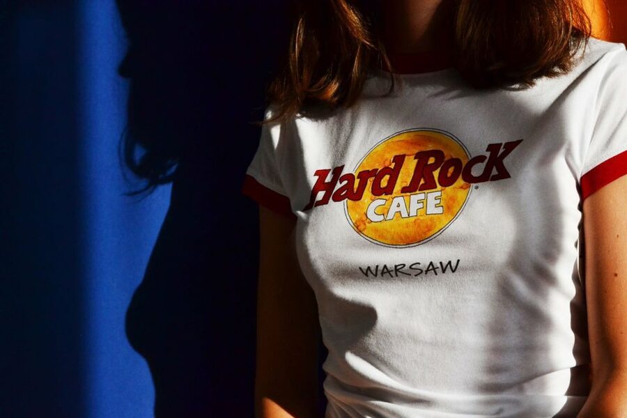 Warsaw: Lunch or dinner at Hard Rock Cafe with Skip-the-Line - Practical booking advice for a smoother visit