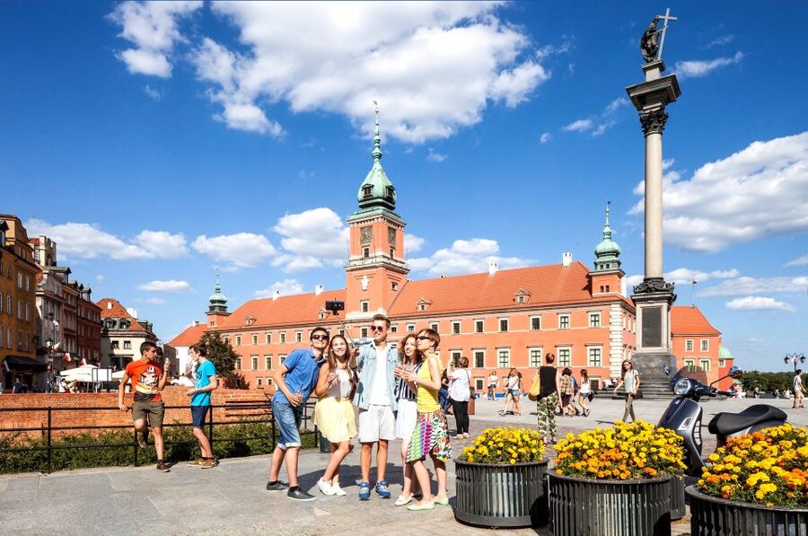 Warsaw: Old and New Town Private Walking Tour - Grand Theatre, Tomb of the Unknown Soldier, and the Royal Route