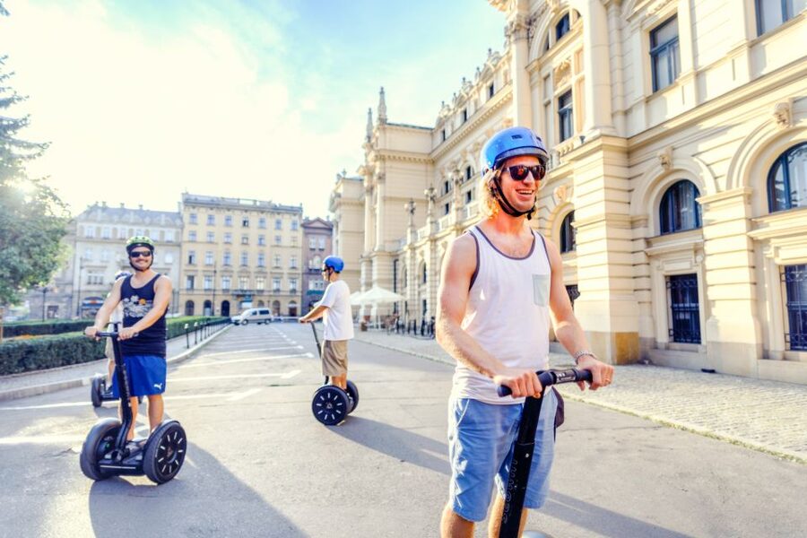 Warsaw Old Town 1.5-Hour or Full 3-Hour Segway Tour - Starting with a Segway lesson in Warsaw