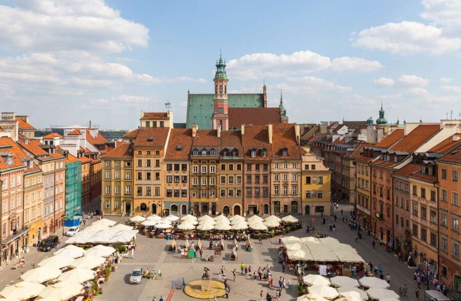 Warsaw: Old Town Guided Walking Tour - Royal Castle Gardens and the royal center