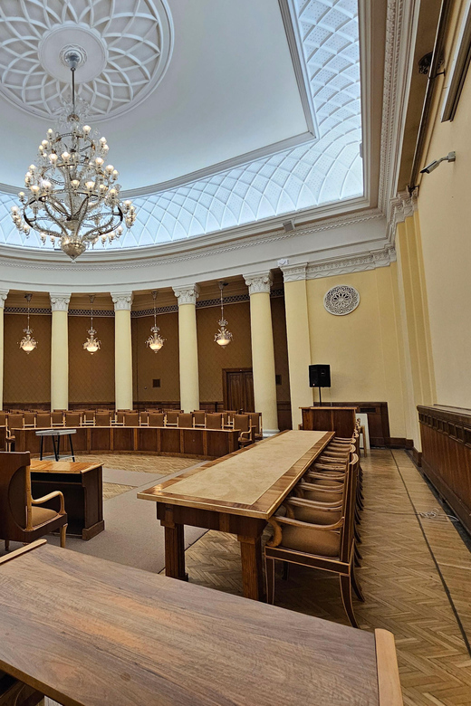 Warsaw: Palace of Culture and Science Guided Tour - The first hour: history, interiors, and selected rooms