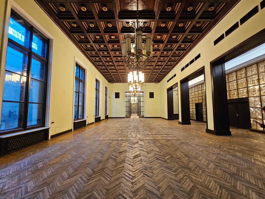 Warsaw: Palace of Culture and Science Guided Tour - Who should book this experience?