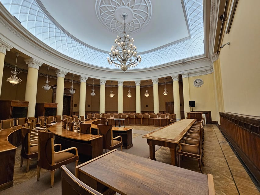 Warsaw: Palace of Culture and Science Guided Tour - Starting beneath the clock at plac Defilad 1