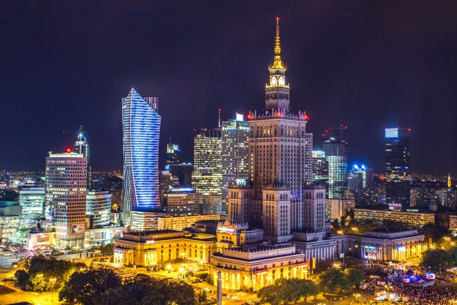 Warsaw: Palace of Culture and Science Tour with Terrace - Finding the meeting point inside the Palace