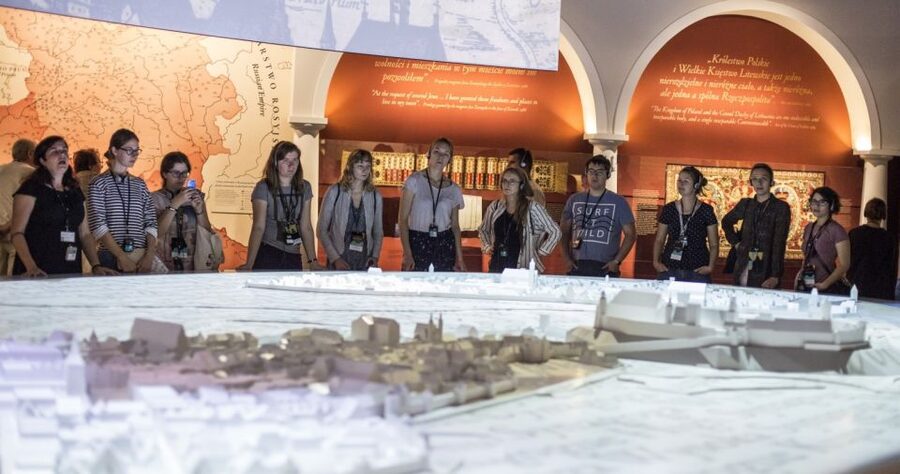 Warsaw: POLIN Museum of the History of Polish Jews Ticket - How long should you stay?