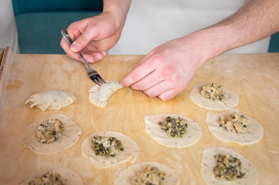 Warsaw: Polish Dumplings Cooking Class - Choosing between meat, vegetarian, and vegan fillings