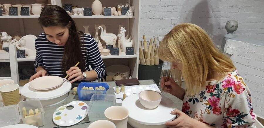 Warsaw: Pottery Decorating Ceramic Workshop - What you actually do in 90 minutes