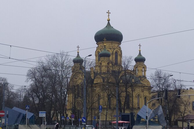 Warsaw Praga Guided Historical Walking Tour - Why Praga deserves a separate afternoon