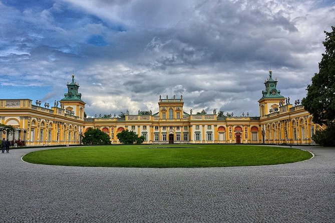 Warsaw Private Tour By Car & Walk - Praga and the other side of the river
