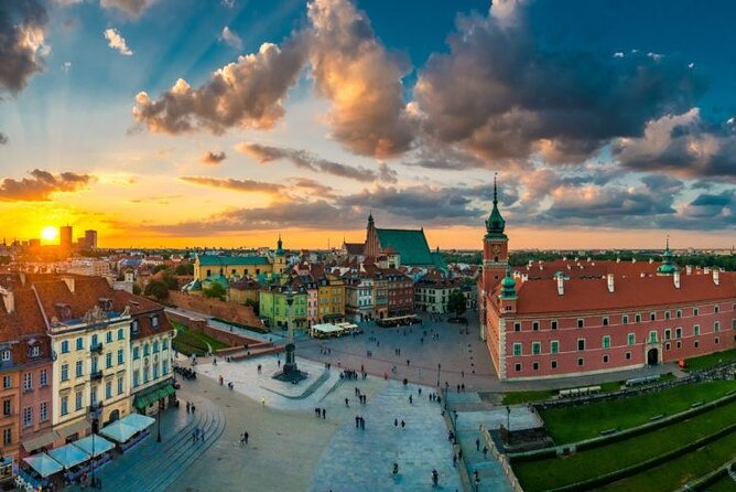 Warsaw Private Walking Tour - The Barbican and Warsaw’s rebuilt Old Town
