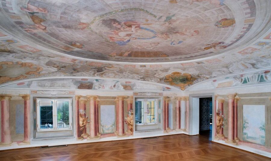 Warsaw Private Wilanow Palace & Garden Tour - Who will enjoy this three-hour tour most?