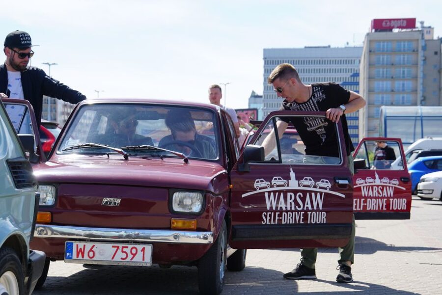 Warsaw's Must-Sees Self-Driving Tour - Rebuilt Old Town and the younger Royal Castle