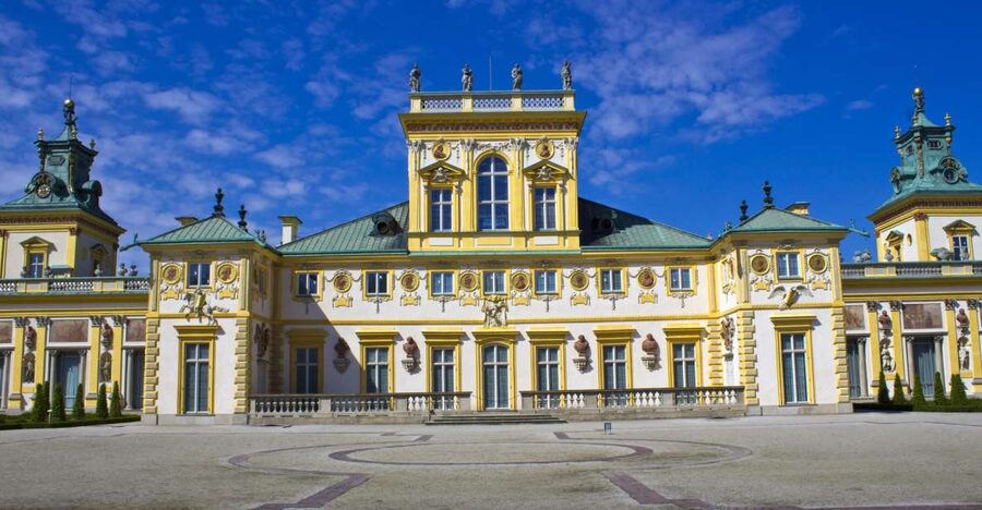 Warsaw: Skip-the-Line Wilanow Palace & Gardens Private Tour - From palace rooms to the Baroque Garden