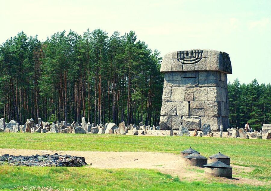 Warsaw: Small-Group Tour to Treblinka Extermination Camp - What the $164 price really covers