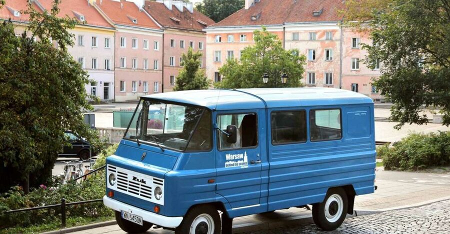 Warsaw: the Best of the City Private Tour by Retro Minibus - Castle Square begins Warsaw’s story