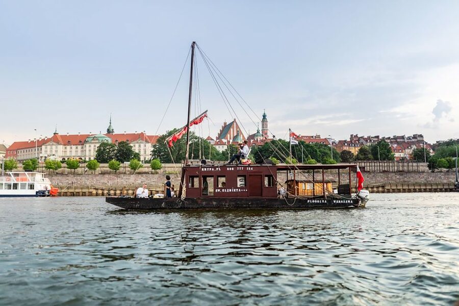 Warsaw: Traditional Galar Cruise on The Vistula River - Who will enjoy this cruise most?