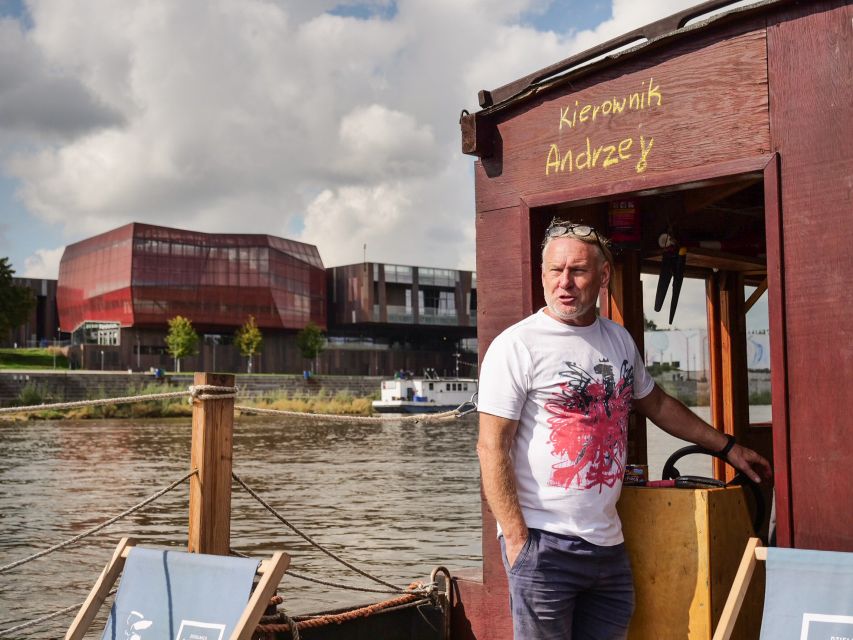 Warsaw: Traditional Galar Cruise on The Vistula River - Copernicus Science Center and the return to Marina Warszawa