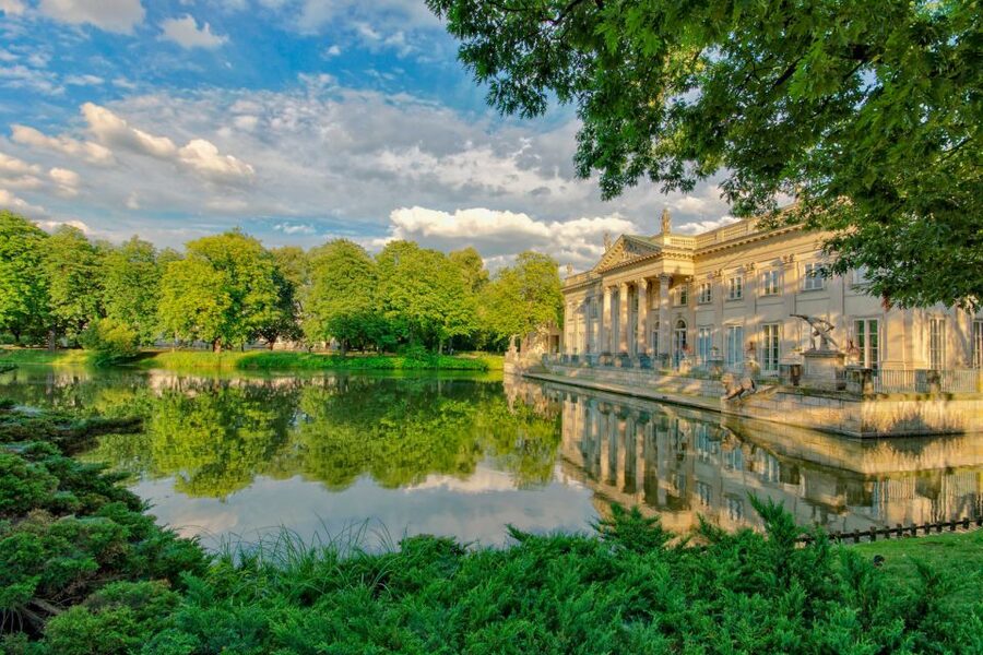 Warsaw: Warsaw Historical Group Tour with Pickup & Drop-Off - Key points at a glance