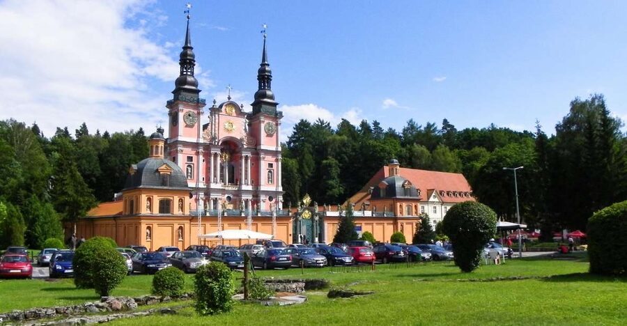 Warsaw Wolf’s Lair with St. Lipka and Mamerki Private Guided - Should you book the Wolf’s Lair day trip?