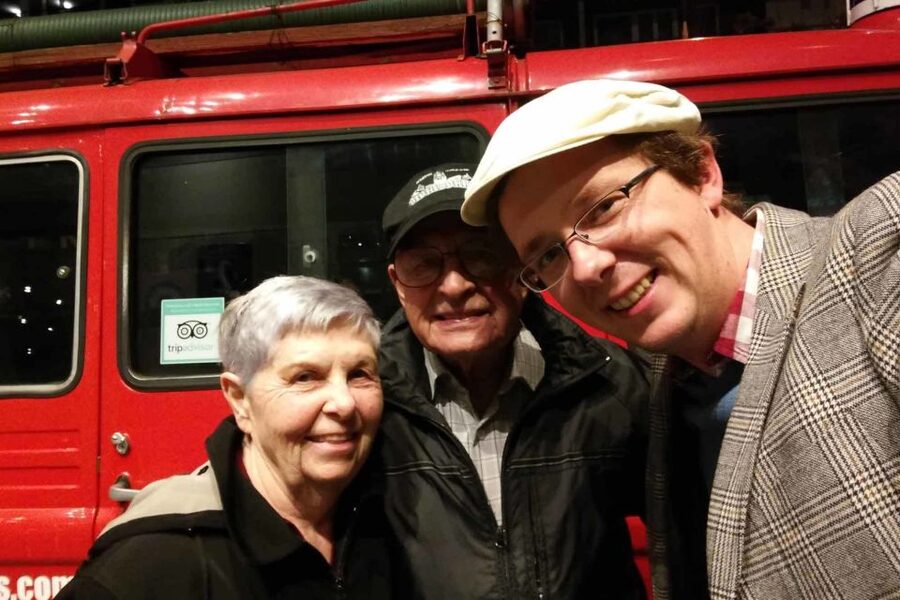 Warsaw: WWII Private Tour by Retro Minibus with Hotel Pickup - The former Jewish Ghetto and the last wall fragment