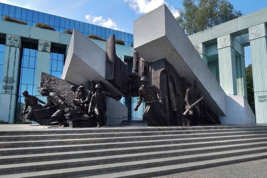 Warsaw: WWII Private Tour by Retro Minibus with Hotel Pickup - What three hours can realistically cover