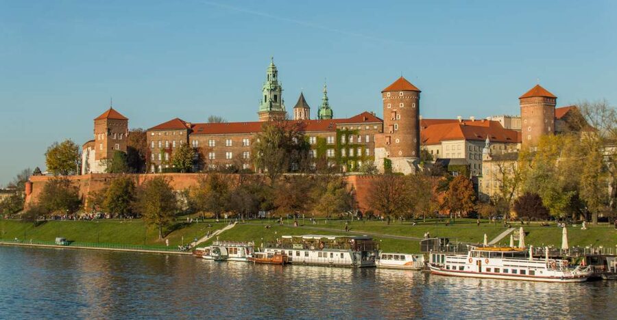 Wawel Castle, Cathedral, Rynek Underground Tour with Lunch - Lunch gives the long program a useful pause