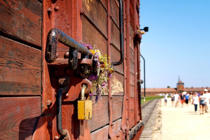 Wheelchair accessible PRIVATE transfer to Auschwitz - Birkenau - What wheelchair users should know