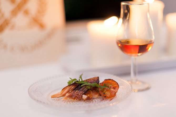 Whisky Tasting in Gdańsk - What the 90-minute schedule may feel like