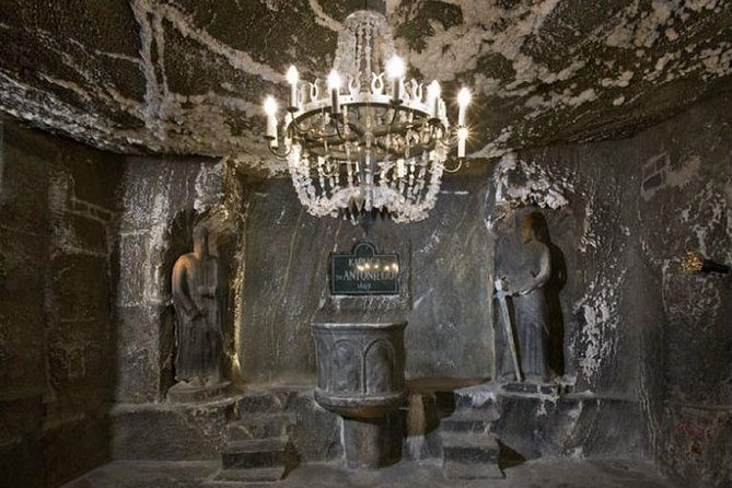 Wieliczka Salt Mine Guided Tour with Hotel Transfers - Group size, pace, and the shared return